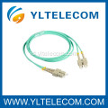 Penyisipan kehilangan 0.2dB Duplex serat optik kabel Patch SC Duplex Multimode